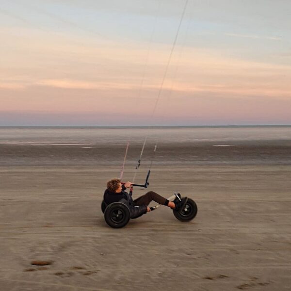 kite_buggy_lessons_greatstone_camber